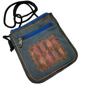 Slim Argentina Crossbody